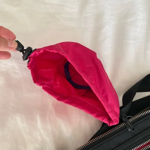 Lululemon Travel Crossbody Fanny Pack - Picture 4 of 11